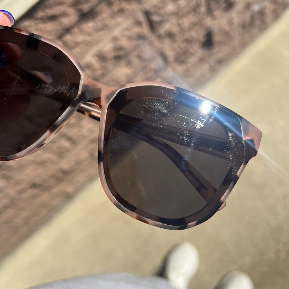 Diff Stylish Tortoise Shell Sunglasses - image 2